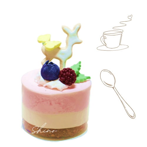 大阪堺市の大人の習い事教室FLORET-Shinoが粘土で作ったベリームースケーキ。バンビのクッキー風かわいい飾り